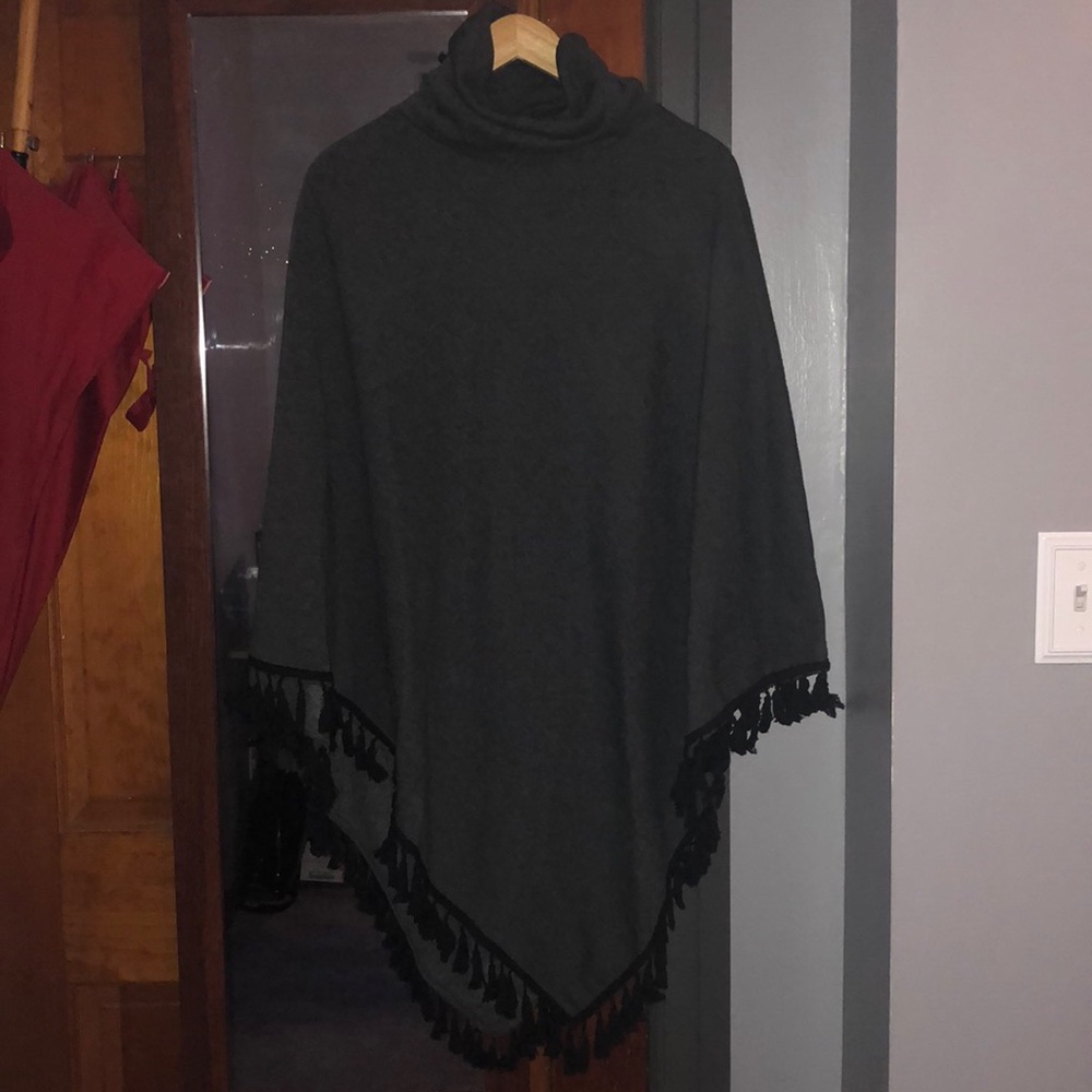 Cute poncho!
